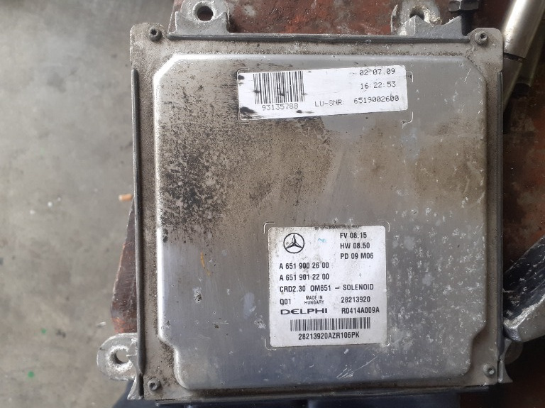 Calculator motor(ECU) mercedes sprinter 2.2 euro 5 OM651 cod A6519002600