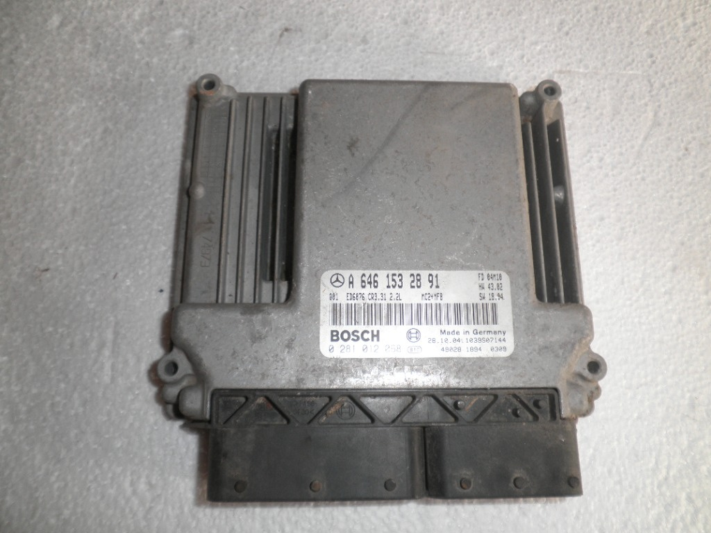 Calculator Motor ECU Mercedes Vito , Viano W639 2.