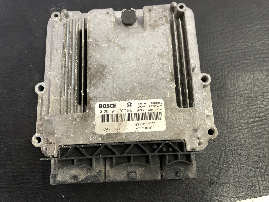 Calculator motor ecu Nissan NV400 Renault Master O