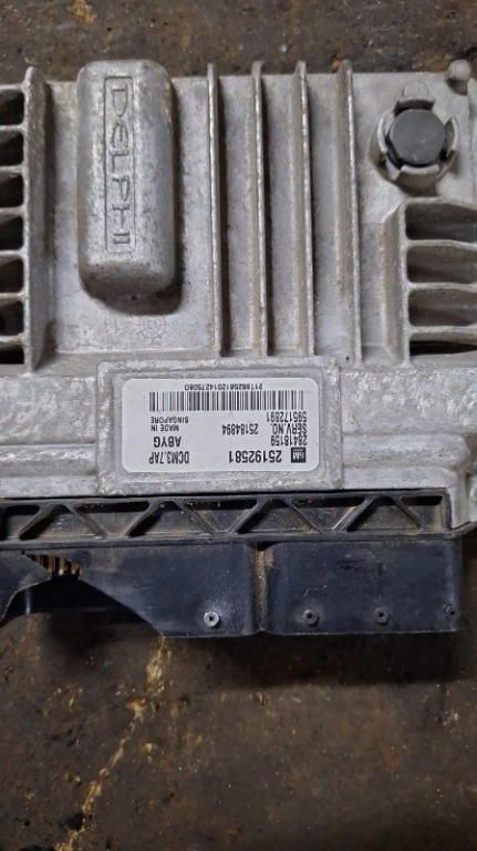 Calculator motor ECU Opel Antara 2.2 Cdti 25192581