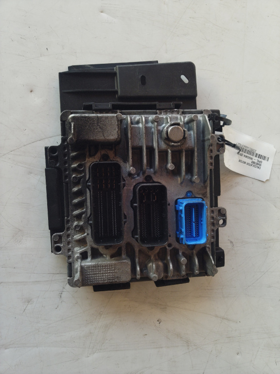 Calculator motor ecu Opel Insignia an 2015 B16DTH 1.6 CDTI cod piesa 55487860