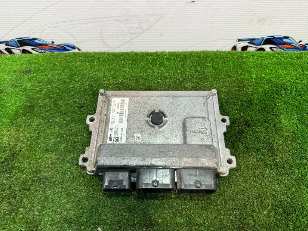 CALCULATOR MOTOR , ECU PEUGEOT 1.2 VTI BENZINA 82 hp / 60 kW 2012 - 2019 HMZ (EB2)