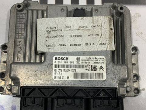 Calculator motor ECU Peugeot 308 2008 1,4 benzina 8FS cod 96 652 911 80 / cod BOSCH 0 261 S04 009