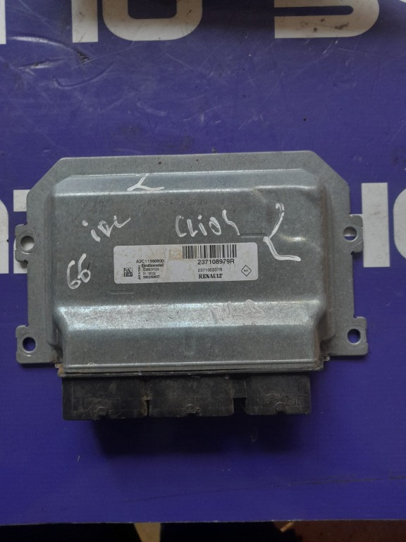 CALCULATOR MOTOR ECU RENAULT CLIO 4 2015 237108979r