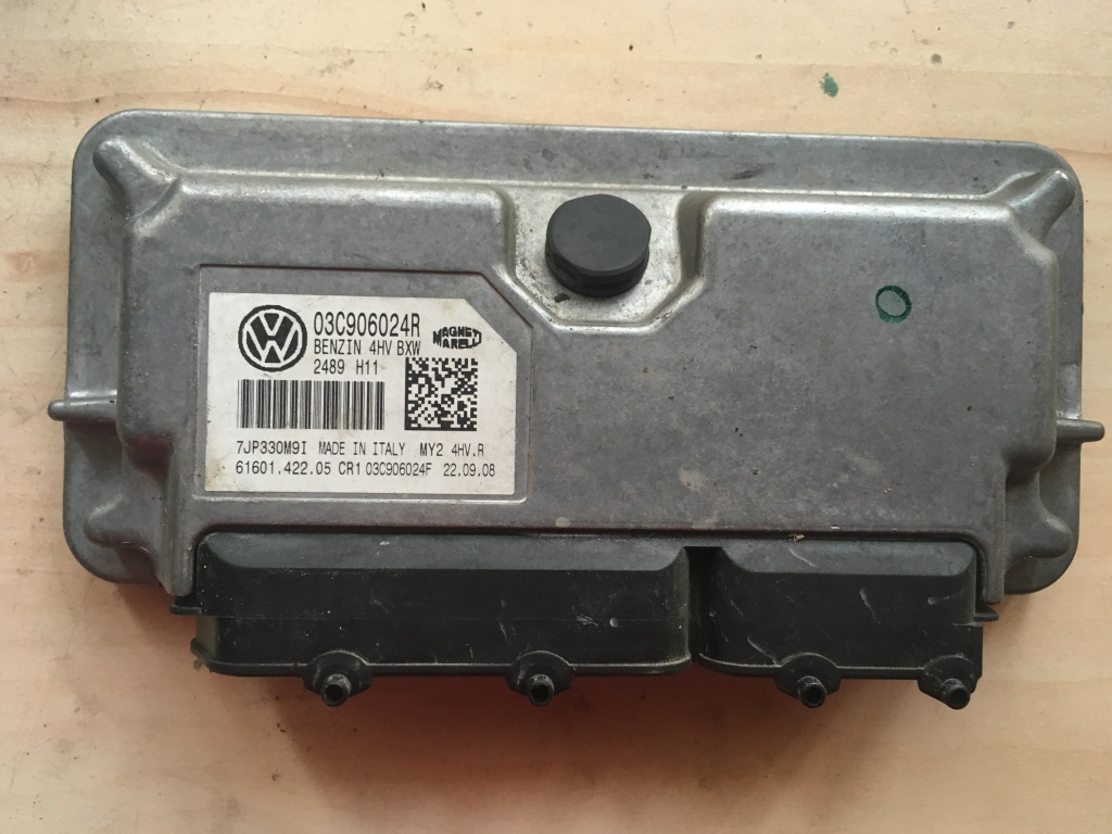 Calculator motor ECU Skoda Roomster Fabia 1.4i IAW