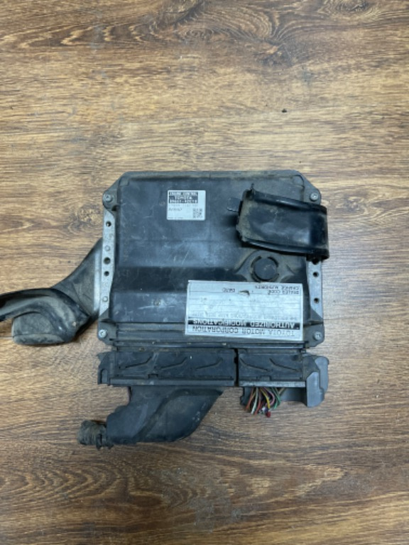 Calculator motor ECU Toyota rav 4 8966141c10