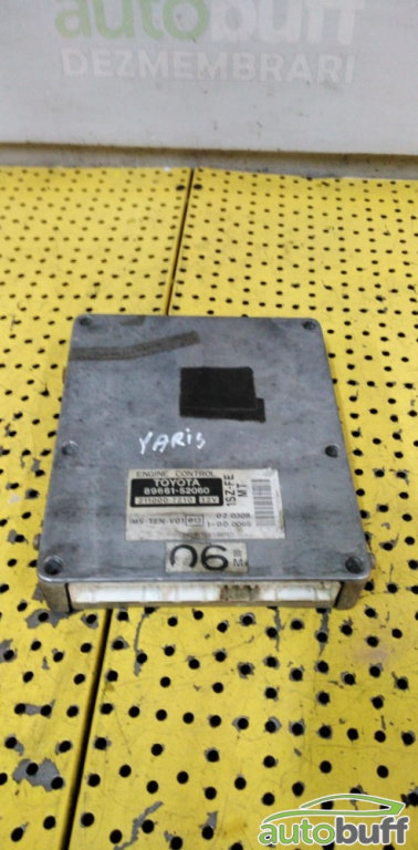 Calculator Motor (ECU) Toyota Yaris 1.0I 896615206