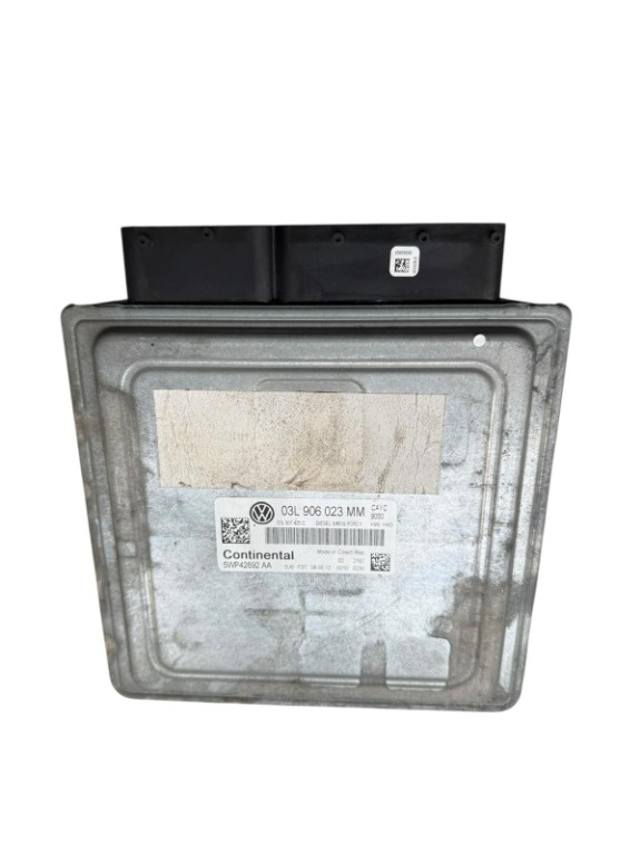 CALCULATOR MOTOR ECU VOLKSWAGEN GOLF 6 1