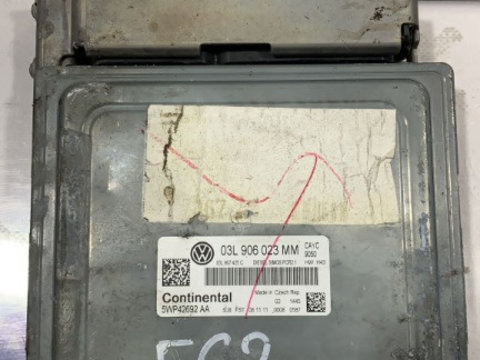 Calculator motor ECU Volkswagen Golf 6 2012 1.6 tdi CAYC cod 03L906023MM