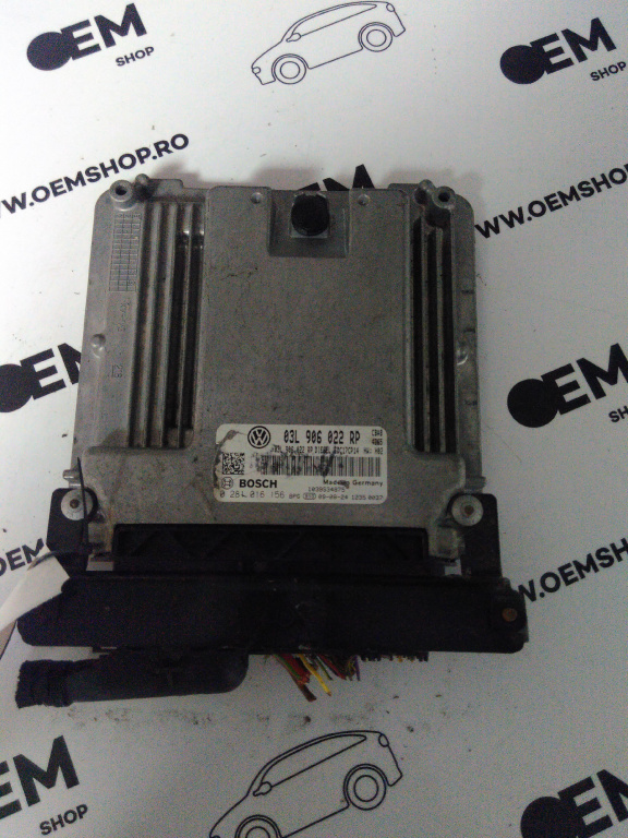 Calculator motor ecu Volkswagen Tiguan an 2009 cod piesa 03L906022RP