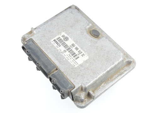 Calculator Motor / ECU VW BORA (1J) 1998 - 2005 Benzina 0261206180, 06A906018DC