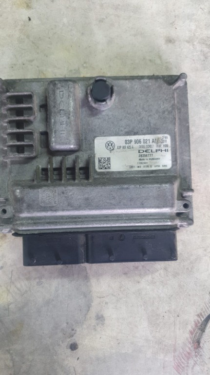 Calculator Motor ECU VW Polo 6R 1.2 DCI COD: 03P906021A