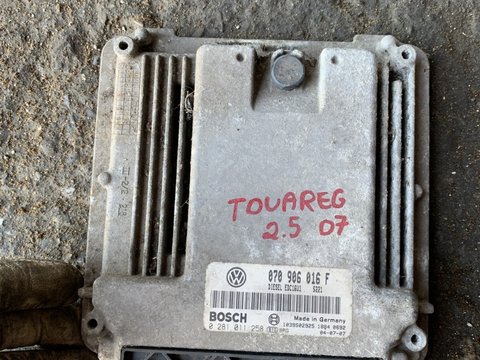 Calculator motor ECU VW Touareg 7L 2.5 BAC - cod: 070906016F, EDC16U1