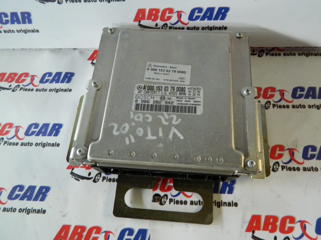 Calculator motor Mercedes Vito 2.2 CDI Cod: A00015303790080 model 2002