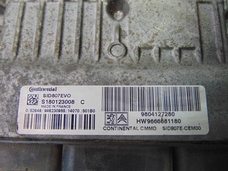 CALCULATOR MOTOR PEUGEOT 508 98 041 272 