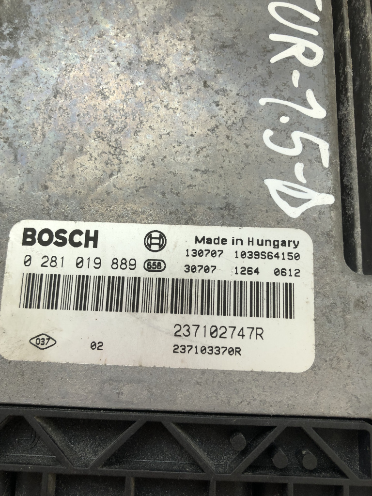 Calculator motor Renault Captur 1.5 Moto