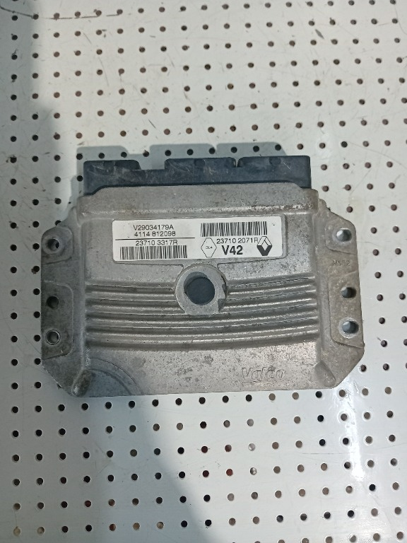 CALCULATOR MOTOR RENAULT CLIO 4 2014 ,1.2 B,54 KW,E5 237103317R