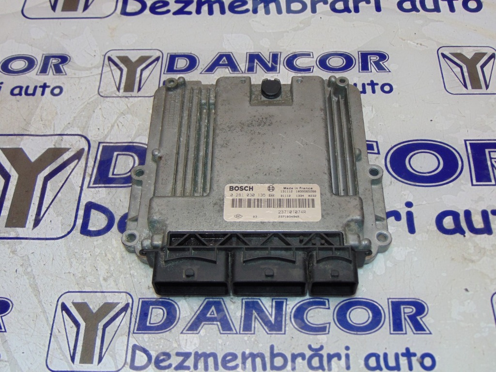 CALCULATOR MOTOR RENAULT SCENIC III 1.6 dCi AN 2012 COD 237101074R / 0281030135 / 237103494R