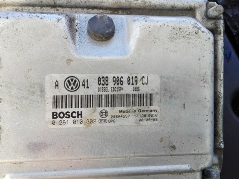 Calculator motor Volkswagen Golf 4 1.9 TDI din 2000