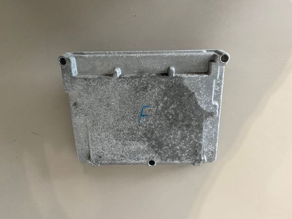 Calculator motor Volvo S40 V50 2004-2013 30729274