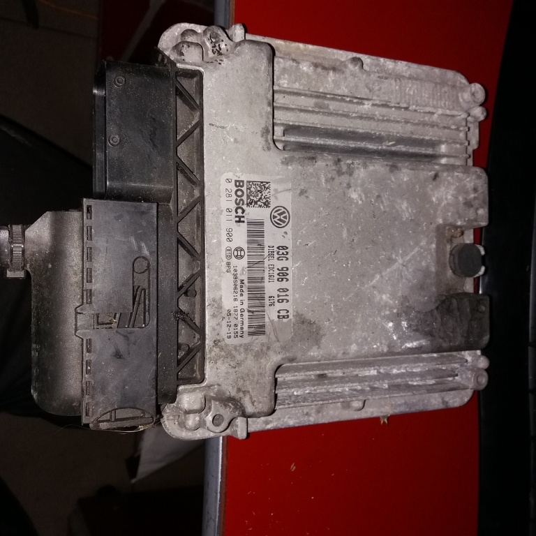 Calculator motor VW Golf 5, 1.9 tdi, coduri: 03G906016CB ; 0281011900