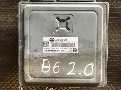 Calculator motor VW Passat B6 2.0BKD cod 03G 906 018