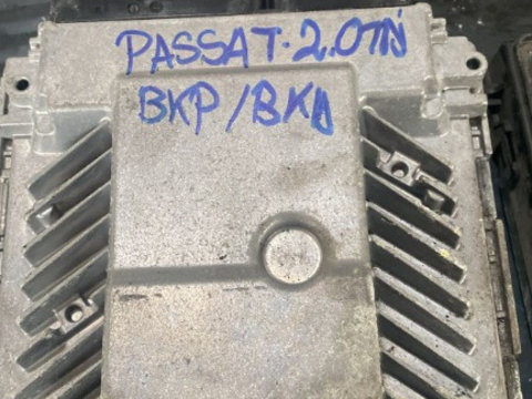 Calculator motor VW Passat B6 2.0tdi BKD BKP