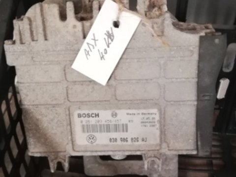 Calculator motor VW Polo 1.3 benzina 1995 030906026AJ