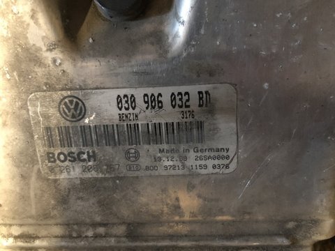 Calculator motor VW Polo 6N 1.4 MPI cod: 030906032BD