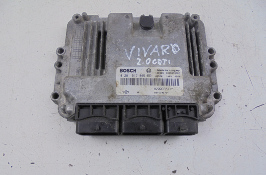 Calculator original motor G9U din dezmembrari piesa 0281017065 / 8200935115 N. Primastar 2.0