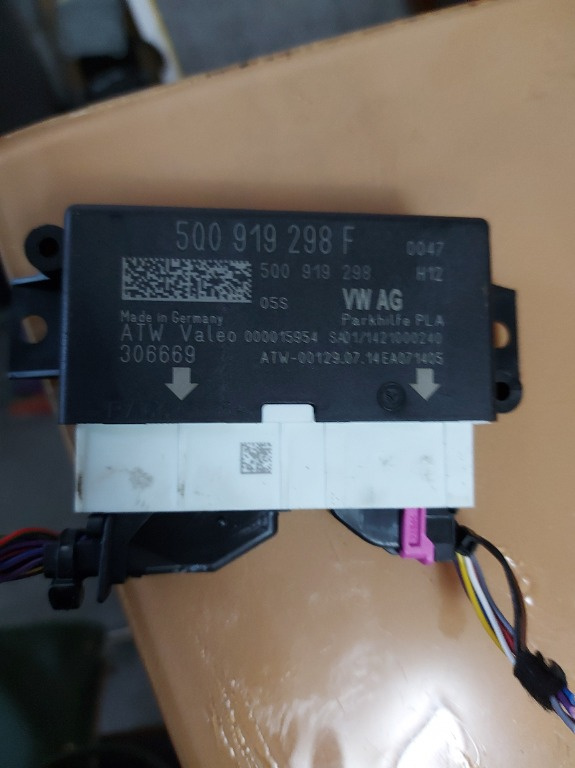 Calculator Parktronic Volkswagen Golf 7 Cod produs : 5Q0919298F