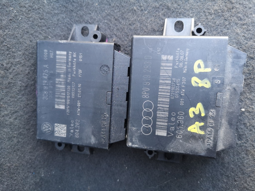 Calculator senzor parcare Audi A3 8P 8P0919283D