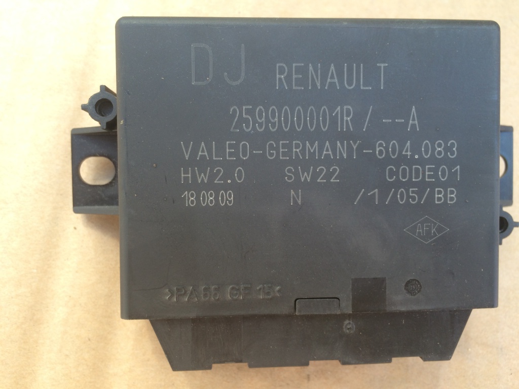 Calculator senzor parcare Renault Megane 3 2599000