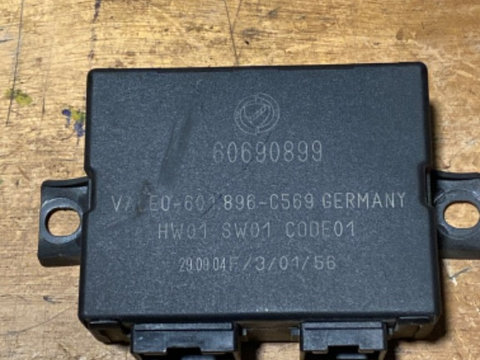 Calculator senzori de parcare Alfa Romeo GT cod 60690899