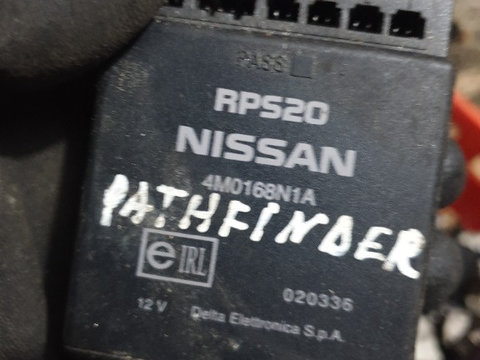 Calculator Senzori Parcare Nissan Pathfinder cod 4M0168N1A