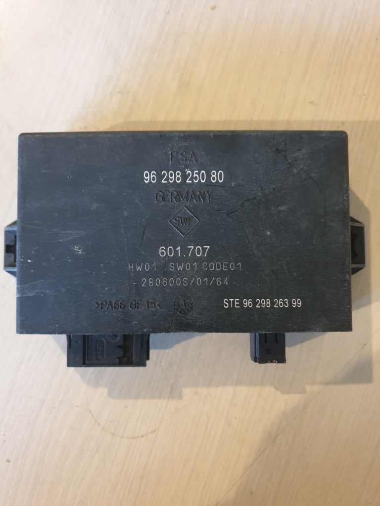 Calculator senzori parcare Peugeot 607 9629825080,