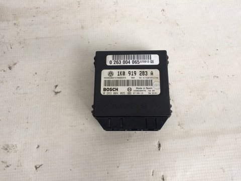 Calculator senzori parcare VW Golf 5 2003-2013 COD: 1K0919283A