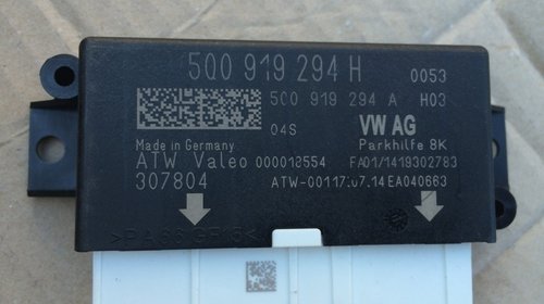Calculator senzori parcare VW Passat B8 