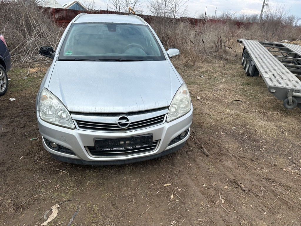 Calorifer radiator caldura Opel Astra H 2008 Break 1.7