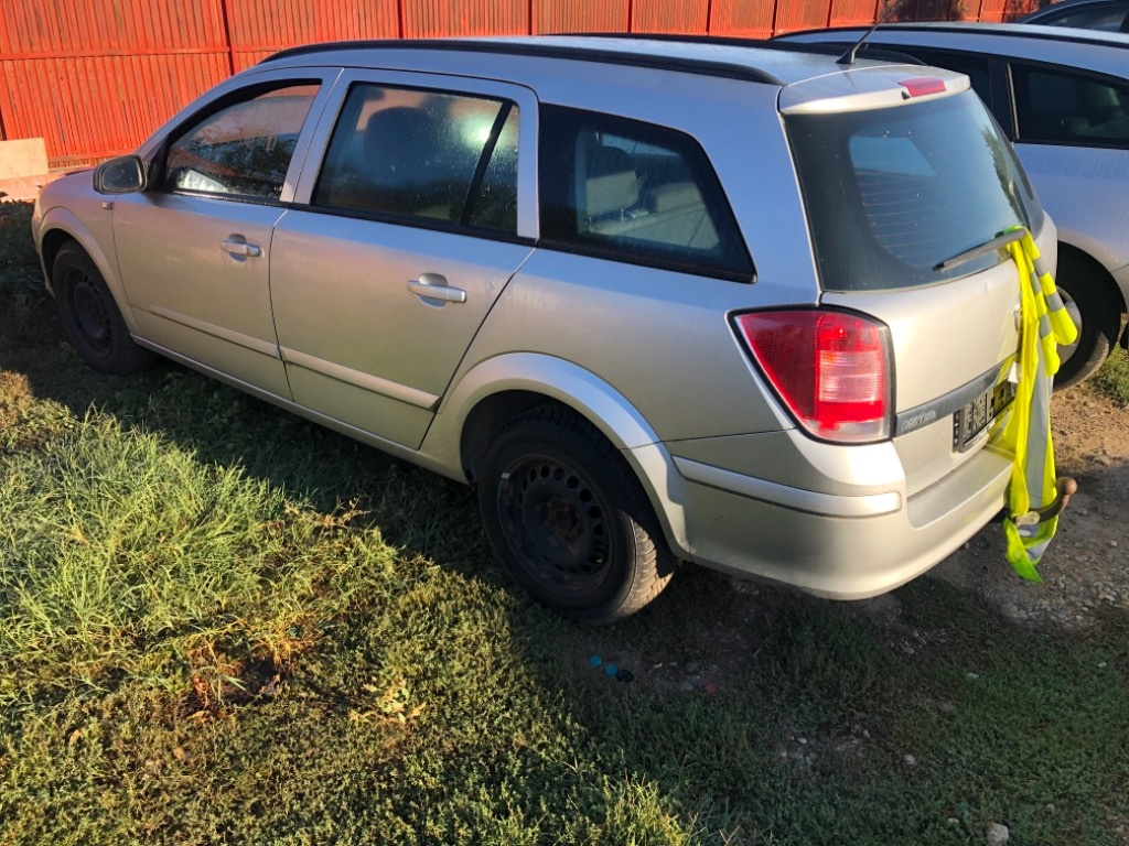 Calorifer radiator caldura Opel Astra H 