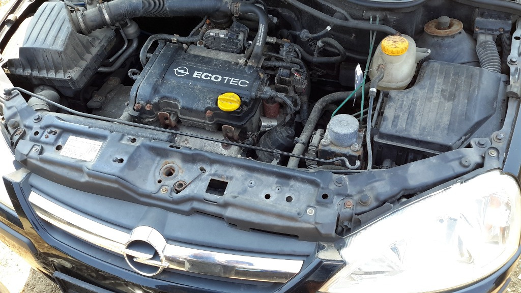 Calorifer radiator caldura Opel Corsa C 