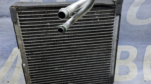 Calorifer radiator caldura Renault Sceni