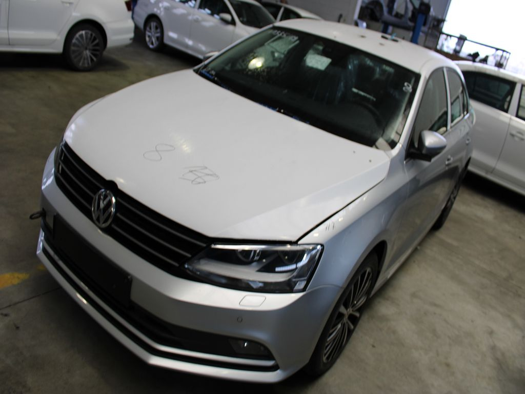 Calorifer radiator caldura Volkswagen Jetta 2016 limuzina 2.0 tdi CUU