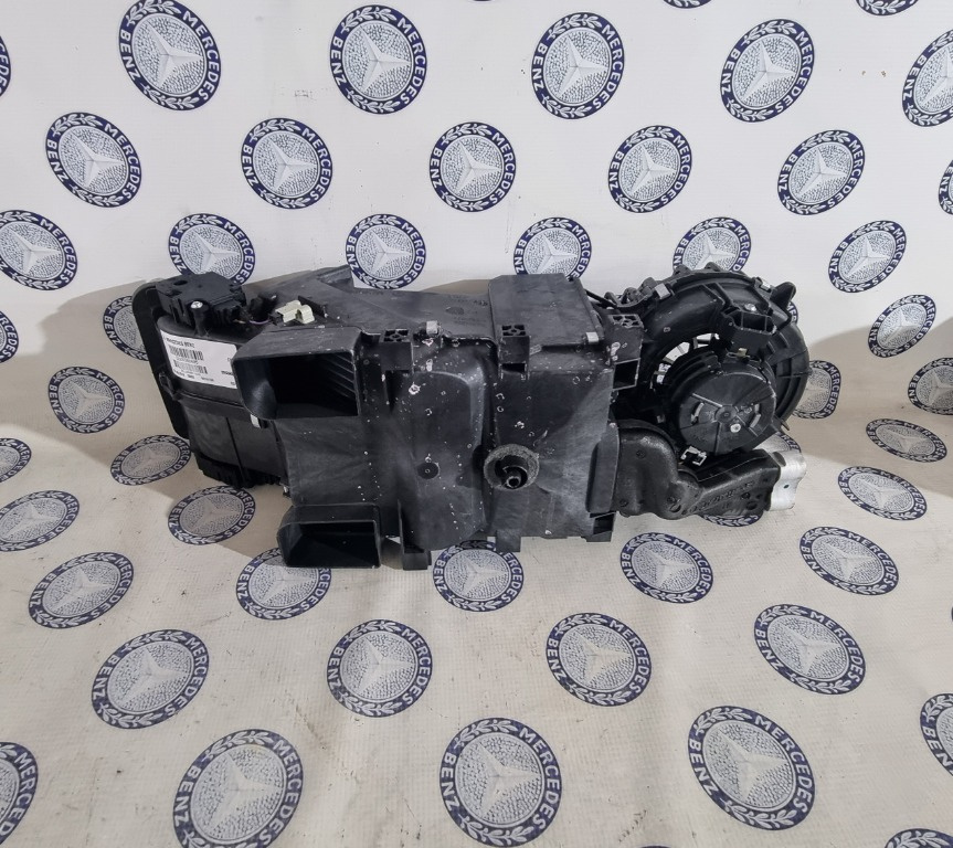 Calup aeroterma Mercedes W222 cod A2228302405
