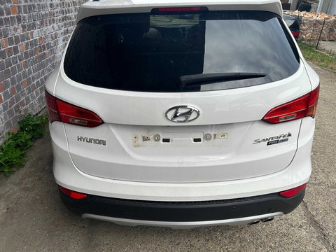 Camera marsarier si piese hyundai santa fe 2014 din dezmembrari