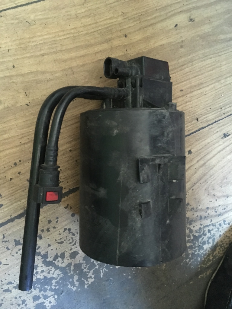 Canistra carbon 17096216 land Rover Freelander 1,8 benzina