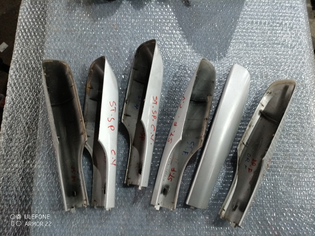 CAPAC BARA PORTBAGAJ CUPOLA PLAFON PLASTIC TOYOTA COROLLA VERSO STANGA SAU DREAPTA FATA SAU SPATE 2004-2008