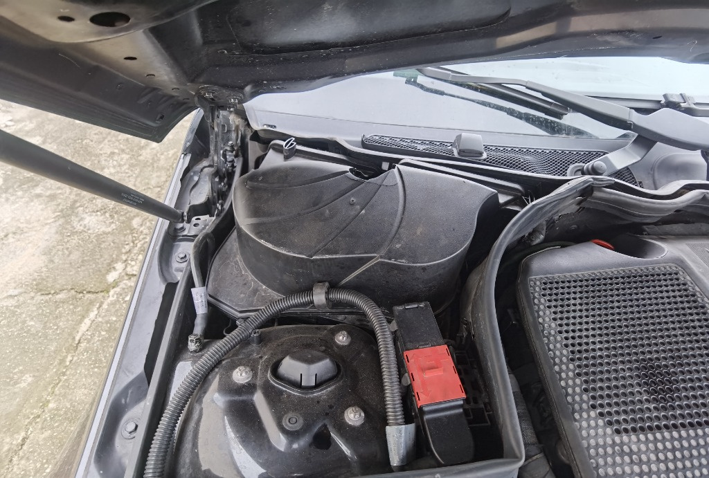 Capac baterie Mercedes w204
