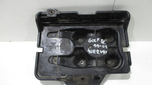 Capac baterie VW Golf 4 1.6 / 1.4 16V an