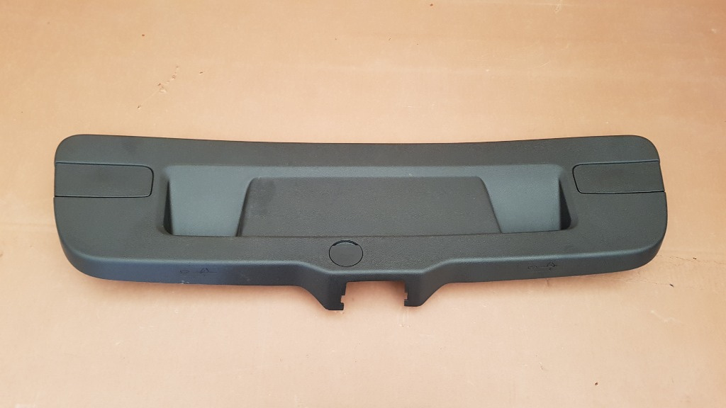 Capac capota spate VW Jetta 2017 5C6867605A 5C6 867 605 A